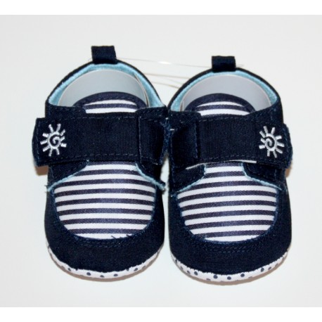 Adorables petites chaussures bleu-foncé